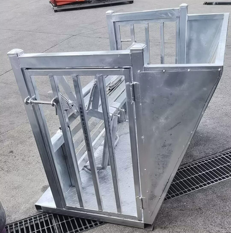 Sheep Turnover Crate Catcher Sheep&Goat Hanlder 1.25m*1mW*1mH